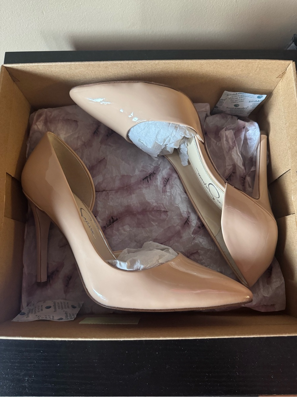 Jessica Simpson JS-Prizma Patent Heels (in color Sand Dune) - Picture 5 of 7